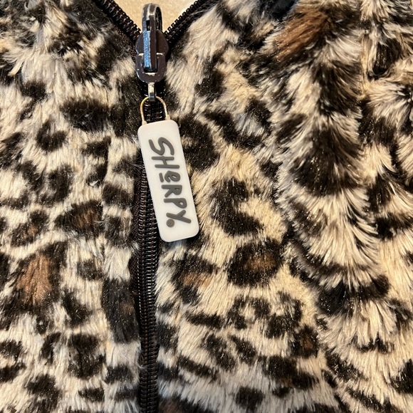 Sherpy reversable size L jacket - Picture 4 of 15